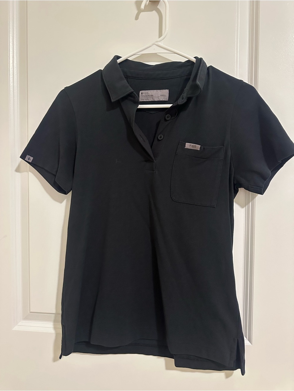 FIGS Women’s Black Polo Bundle